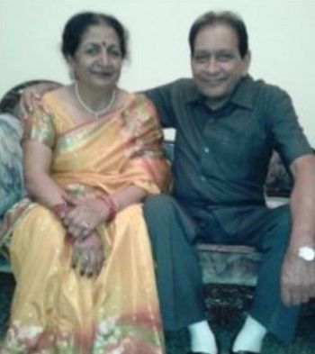Parag Tyagi Father Rajeshwar Dyal Tyagi & Mother