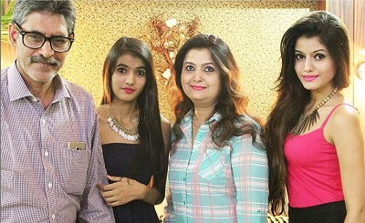Anahita Bhooshan with her mother Rekha Bhooshan, father Bharat Bhooshan and sister Kashish Bhooshan
