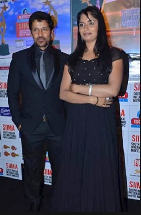 Actor Vikram with his wife Shailaja Balakrishnan