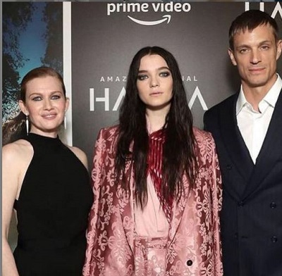 Esme Creed-Miles with Mireille Enos and Joel Kinnaman at Hanna Premiere Night