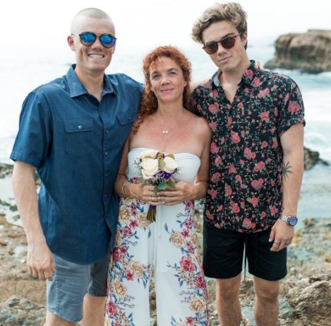 Jordan with his mother Kathleen and brother Jeremy