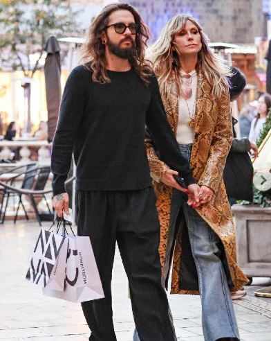 tom kaulitz with his wife